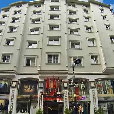 Gold Hotel