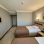 Gold ホテル イスタンブール