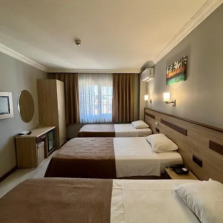 Hotel Gold 3*