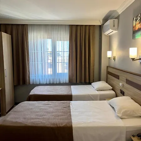 Gold Hotel 3*