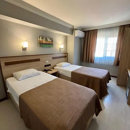 Otel Gold 3*
